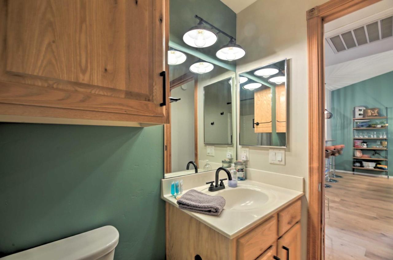 Pet-Friendly Show Low Cabin With Trail Access! Екстер'єр фото